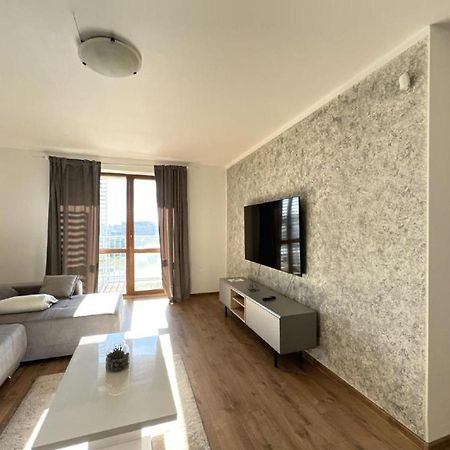 2 Room Apartment - V Blizkosti Nizkych Tatier 406, Apartmany Liptov Liptovský Mikuláš Exterior foto
