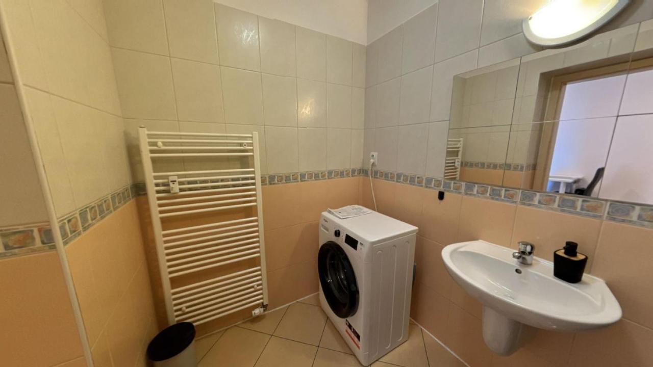 2 Room Apartment - V Blizkosti Nizkych Tatier 406, Apartmany Liptov Liptovský Mikuláš Exterior foto